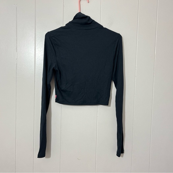 Levi’s Turtle Neck Long Sleeve Crop Shirt Black Size Small - Picture 7 of 7